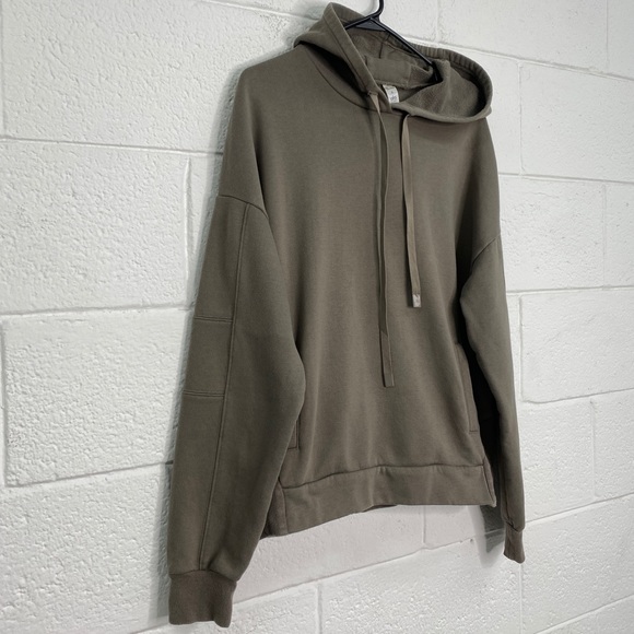 alo yoga army green hoodie sweater women’s size small - Picture 4 of 10
